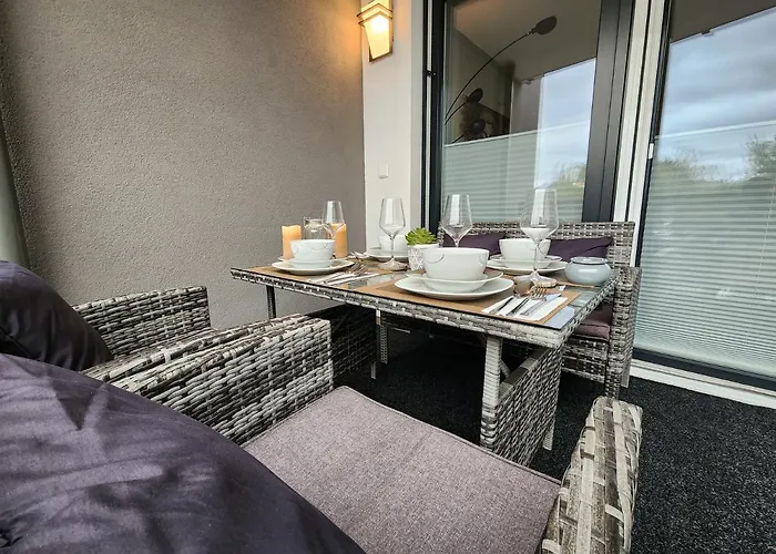 - Modern New Apartment, Old Danube