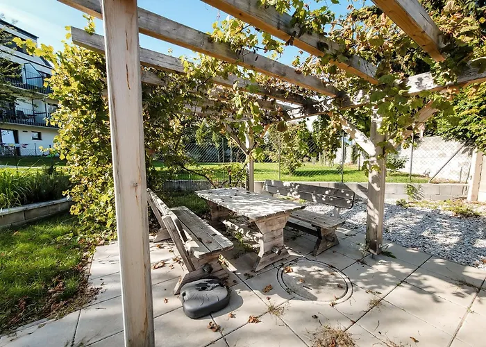 - Modern New Apartment, Old Danube * Viena